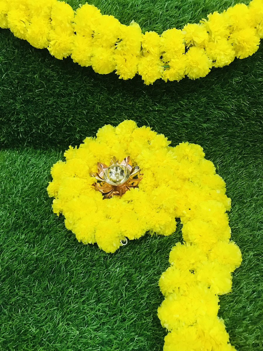 Artificial Marigold Flower Garland For Home Decor Wedding Decor 5 String Garland For Diwali Decoration Yellow